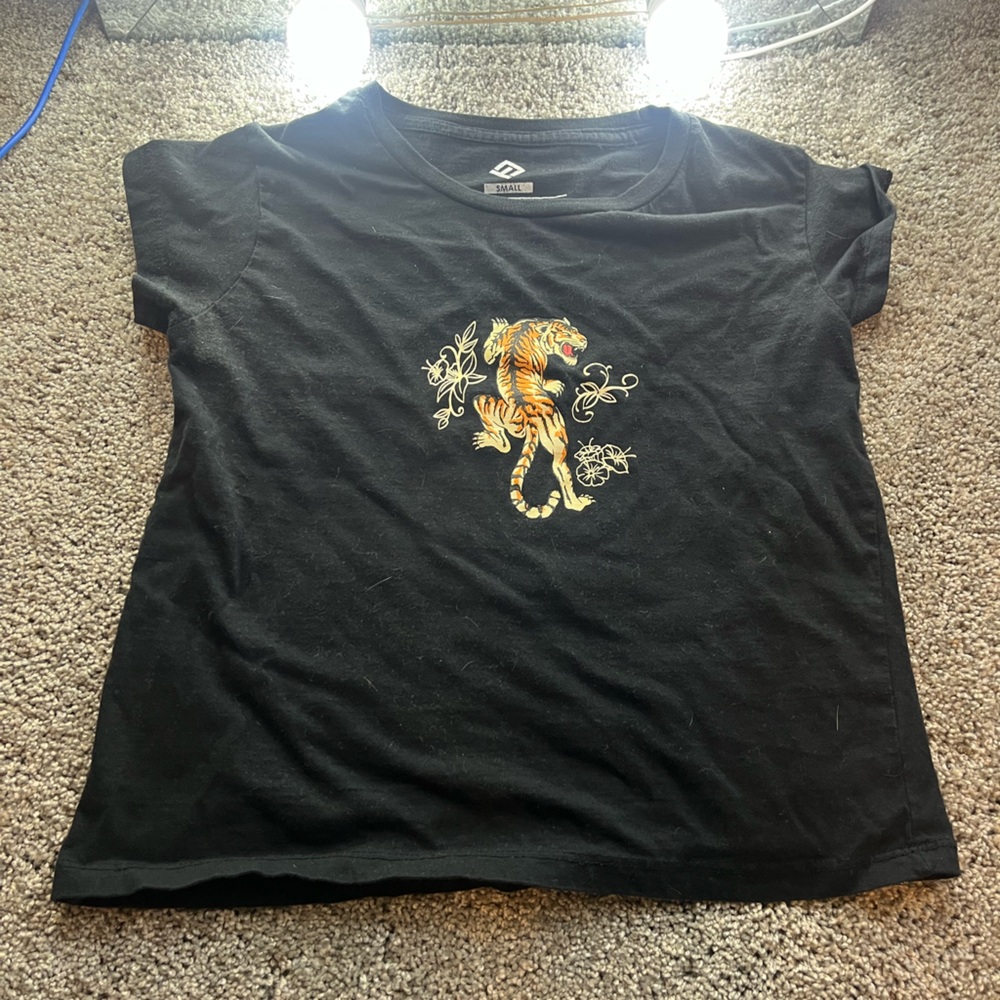 pacsun tiger baby tee